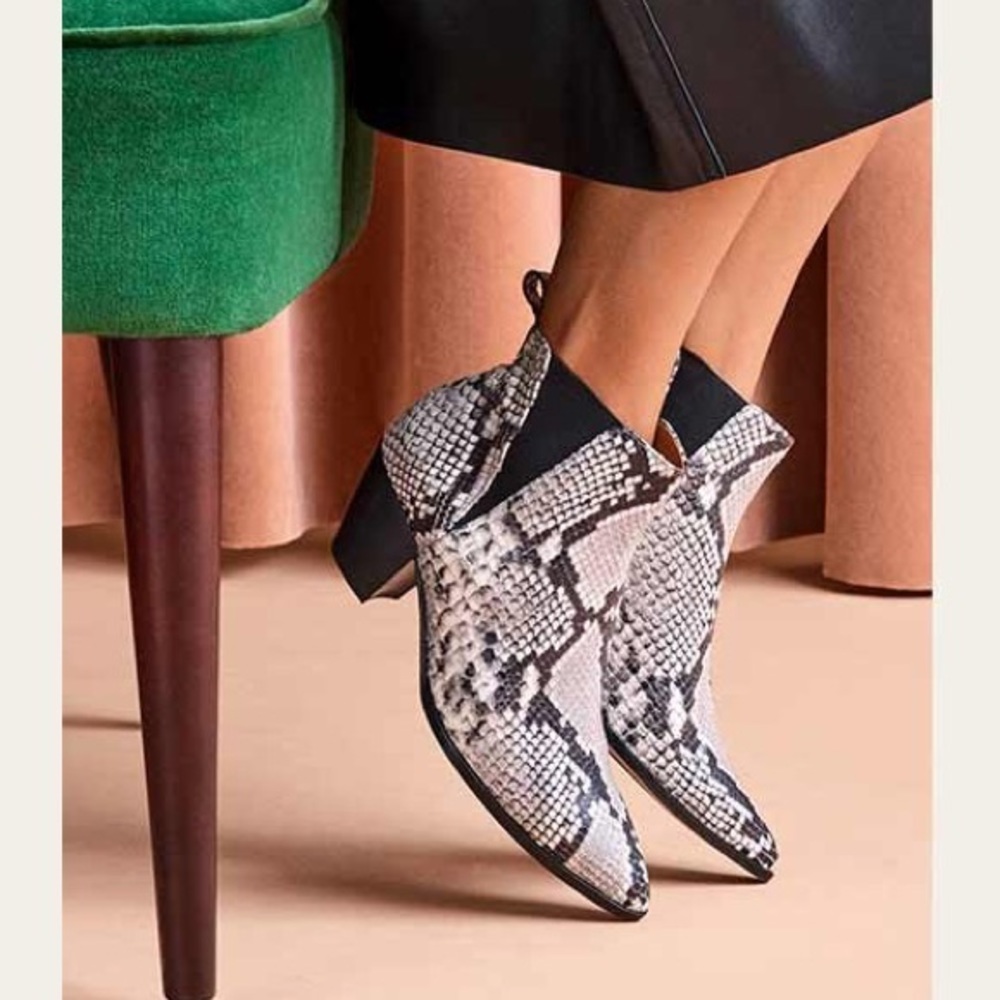 M. GEMI Cavallo Snakeskin Leather Booties Boots size 35